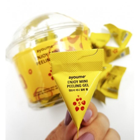 Заказать онлайн Ayoume Пилинг-гель (треугольник) Enjoy Mini Peeling Gel в KoreaSecret