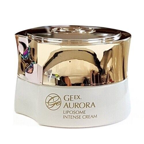 Заказать онлайн Charmzone Премиальный крем на основе белого трюфеля золота и жемчужной пудры GE EX Aurora Liposome Intense Cream в KoreaSecret