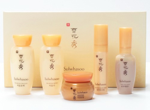 Заказать онлайн Sulwhasoo Набор миниатюр Sulwhasoo Basic Kit (5 items) в KoreaSecret
